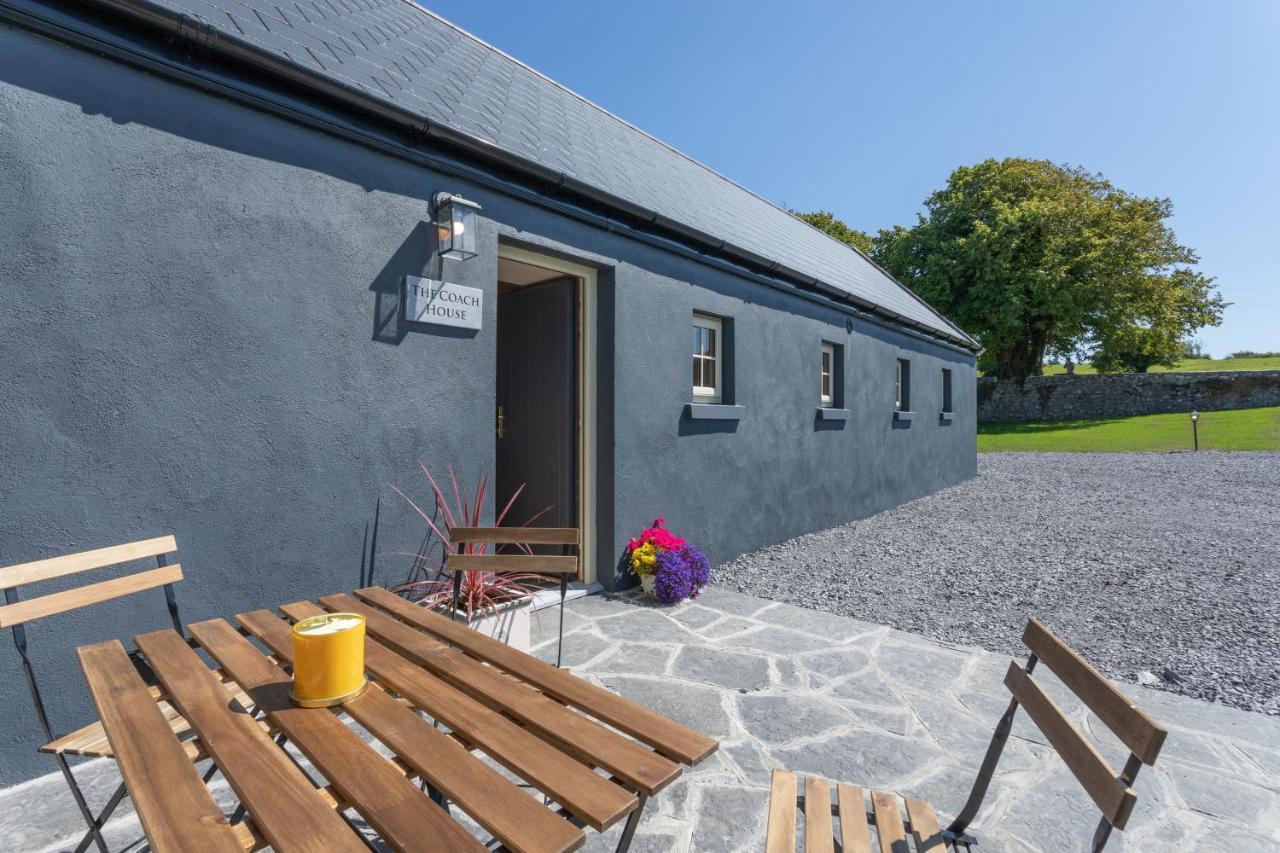 Coach House Cottage On The Shores Of Lough Corrib Galway Exterior photo